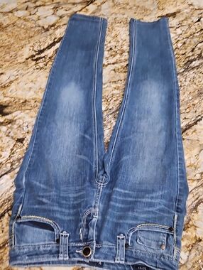 KARMA BLUE Women's Jeans. Size 5 Inseam 28" Rise 7"